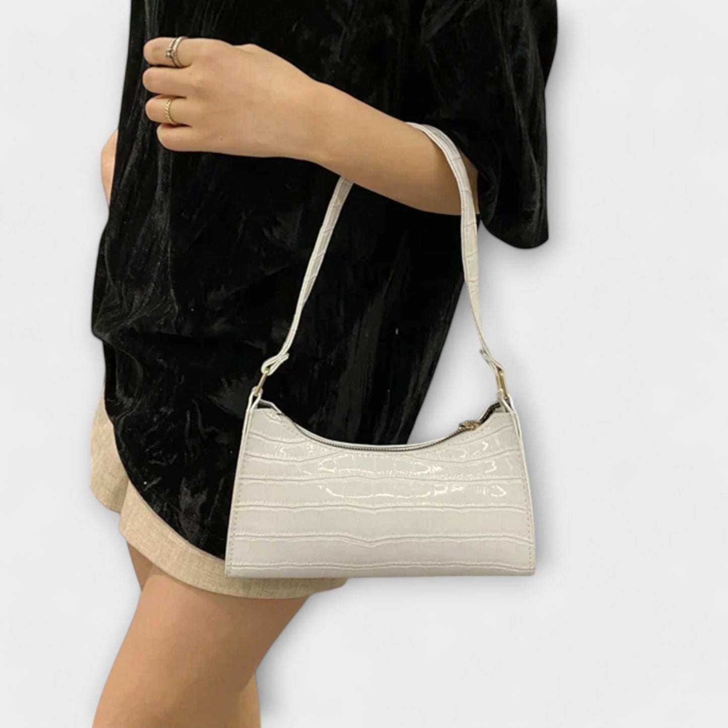 Aurellia. - Borsa in Pelle Lucida Spaziosa ed Elegante per Uso Quotidiano