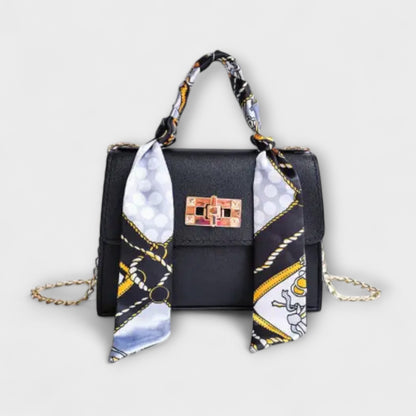 Borsa Aurellia - Pelle Marrone, Chiusura Oro, Manico con Sciarpa, Elegante e Versatile